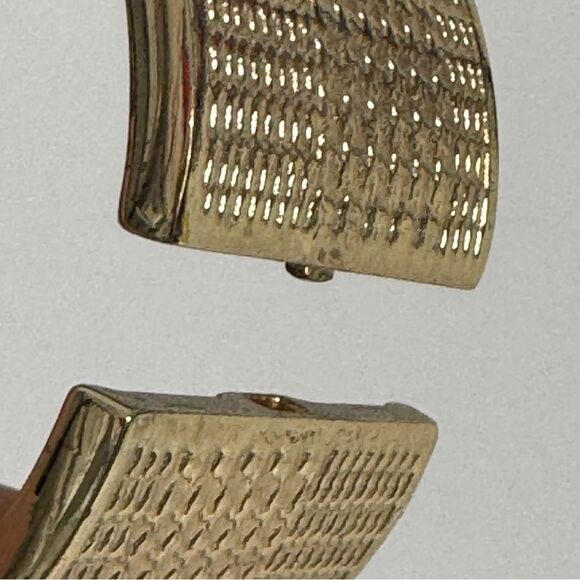 Gold Tone Textured Hinged Bangle Cuff Bracelet - Picture 4 of 6